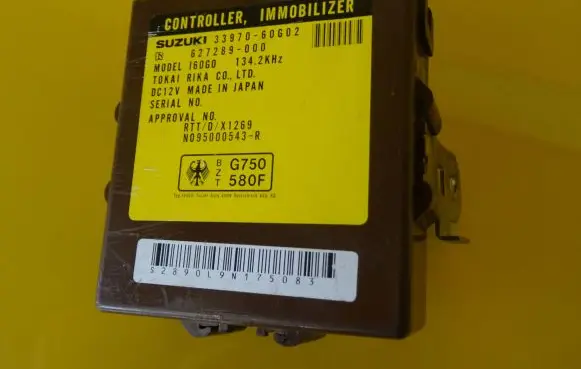 Suzuki Baleno EG Immobilizer control unit/module 33970-60G02 627289-000