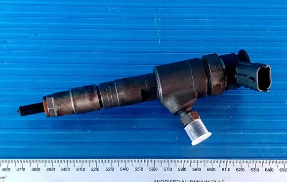 Ford Focus Fuel injector 0445110489