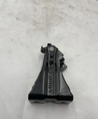 Chrysler Voyager Sliding door upper roller guide/hinge 05020899AD