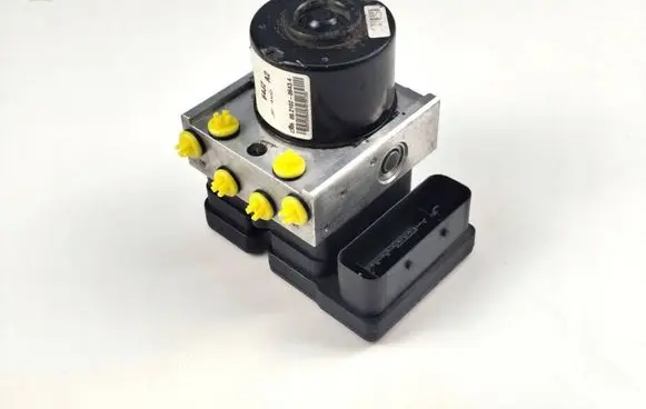Suzuki Grand Vitara II ABS Pump 06210206434 06210908463 64J2