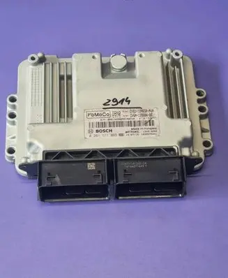 Ford Focus Engine control unit/module ECU CV6A12B684BB CV6112A650AVA 0261011069