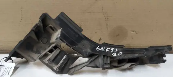 Volkswagen Golf Plus Rear bumper mounting bracket 5M0807394A