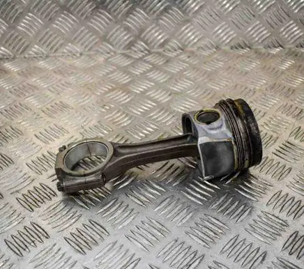Volkswagen Transporter - Caravelle T5 Piston 
