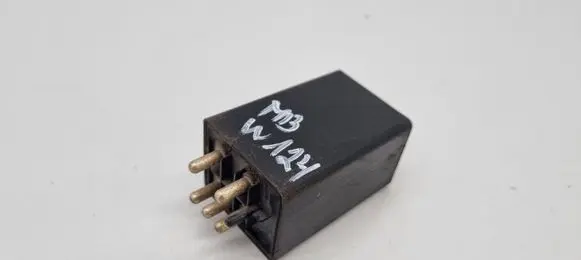 Mercedes-Benz E W124 Other relay 0025456505