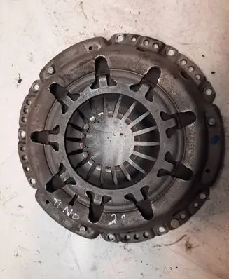 Nissan Almera Tino Pressure plate 30210bn30
