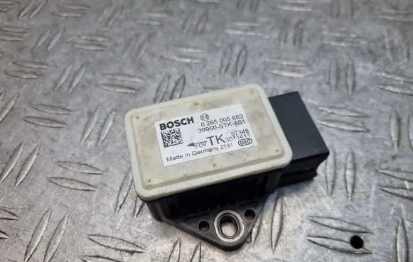 Honda CR-V ESP acceleration yaw rate sensor 39960STKA01 0265005683