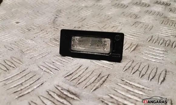 Volkswagen PASSAT B6 Number plate light 8T0943021