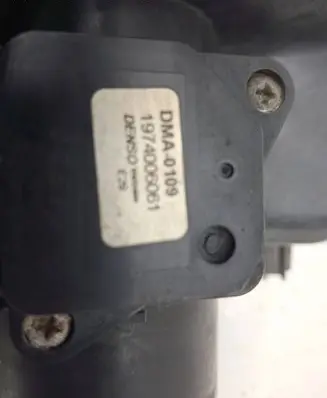 Toyota Yaris Mass air flow meter 1974006061 177050N020