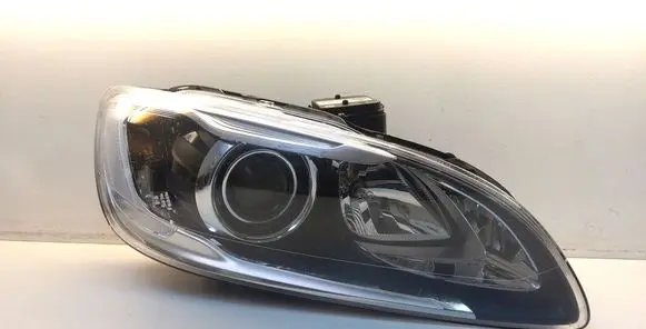 Volvo S60 Headlight/headlamp 90068996