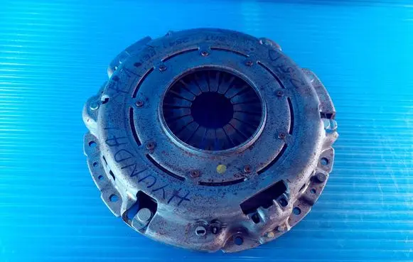 Hyundai ix35 Pressure plate 32021
