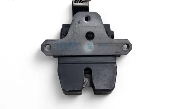 Ford Mondeo MK IV Tailgate/trunk/boot lock/catch/latch 8M51-R442A66-CB