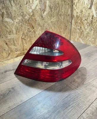 Mercedes-Benz E W211 Rear/tail lights A2118200664 334010 AV6H19K006A