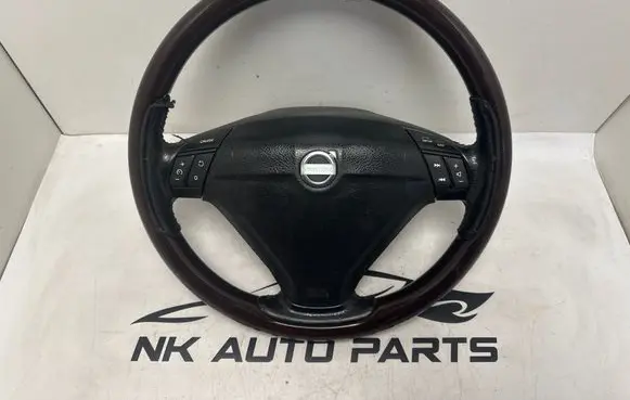 Volvo XC90 Steering wheel 30643091 C551270H P550622