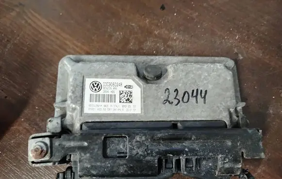 Skoda Roomster (5J) Engine control unit/module 03c906024r