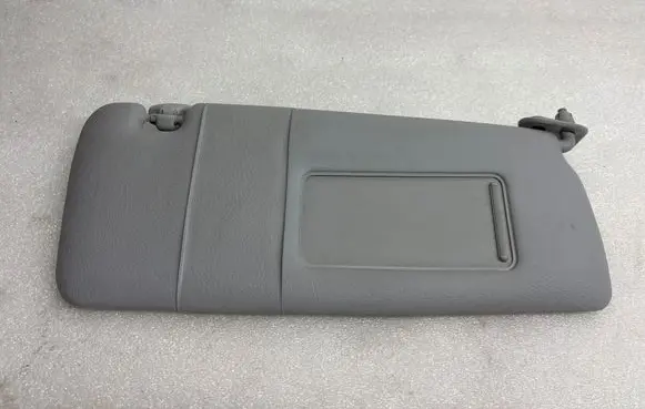 Sun visor