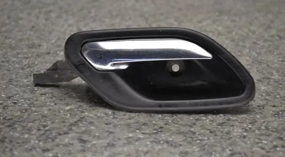 BMW 5 E39 Rear door interior handle 8226050