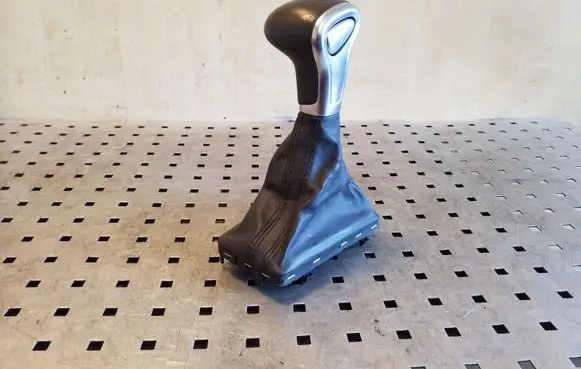 Audi A6 C7 Gear lever shifter trim leather/knob 4G2713139K