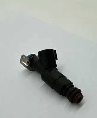 Volvo V50 Fuel injector 0280156154