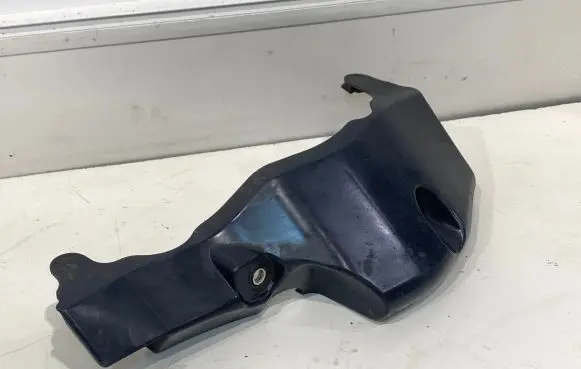 Rear underbody cover/under tray