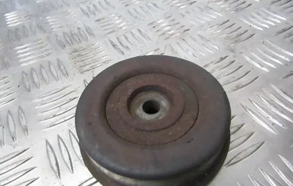 Mitsubishi Carisma Belt tensioner pulley 