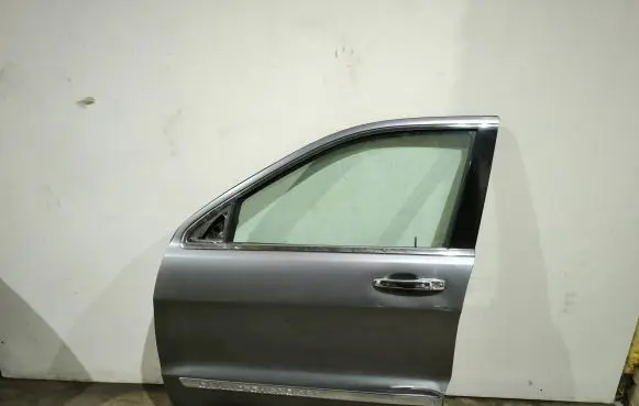 Jeep Grand Cherokee Front door 04589558AA