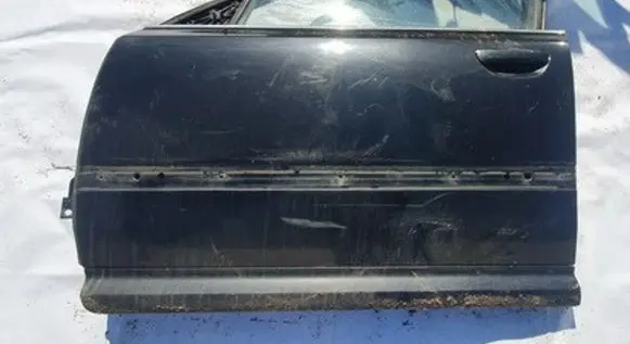 Audi A8 S8 D3 4E Front door juodos