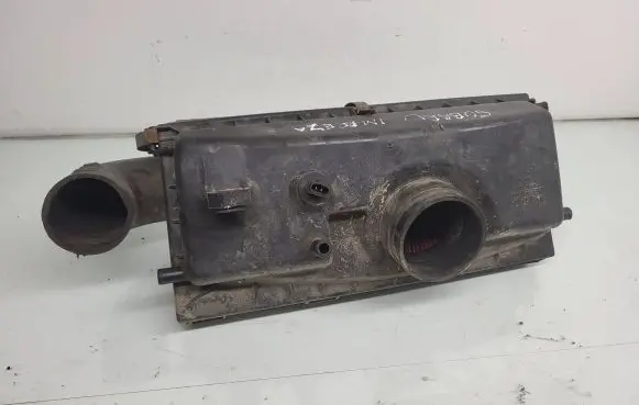 Subaru Impreza I Air filter box