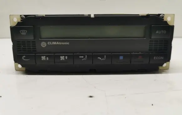 Volkswagen PASSAT B5 Climate control unit 5HB00761710