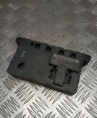 Mercedes-Benz C W203 Door control unit/module A2038201585