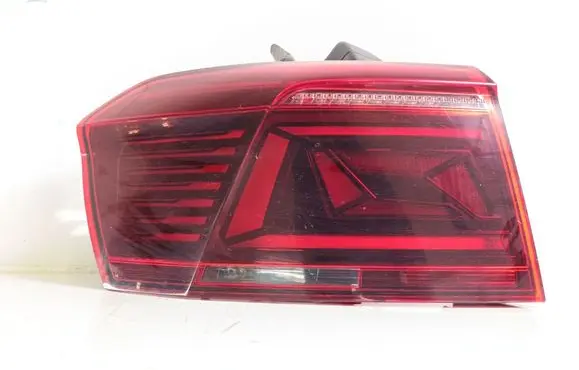 Volkswagen PASSAT B8 Rear/tail lights 3G9945207M