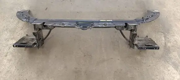 Land Rover Evoque I Top upper radiator support slam panel