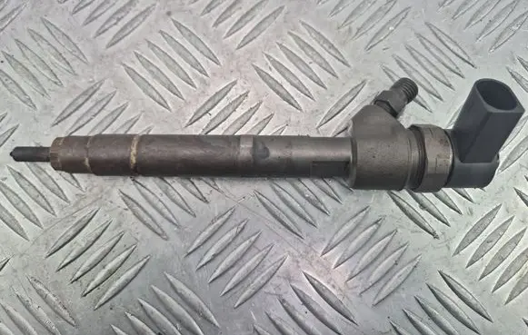 Mercedes-Benz C W203 Fuel injector A6460700787