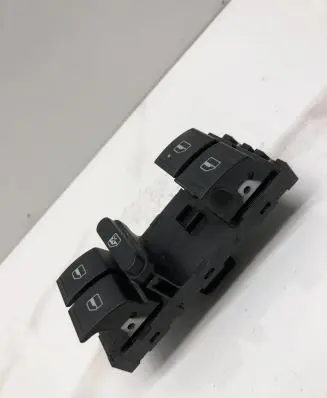 Volkswagen PASSAT B6 Electric window control switch 1K4959857B