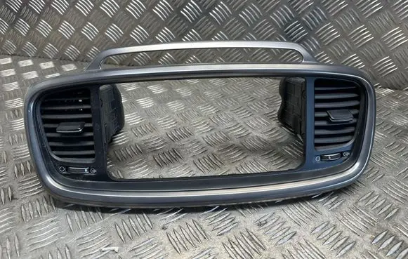 KIA Sorento Radio/GPS head unit trim 97420c5000