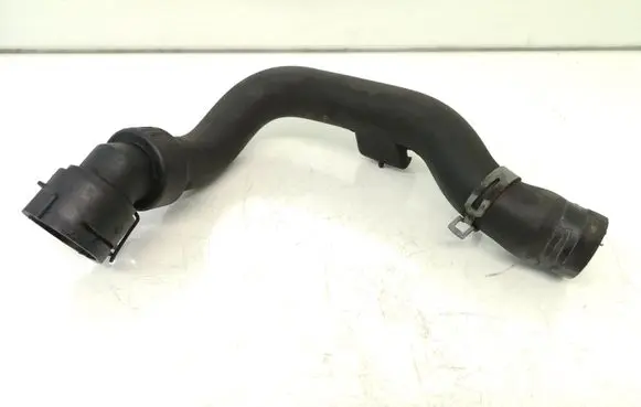 Volkswagen PASSAT B5.5 Engine coolant pipe/hose 8D0121101AD