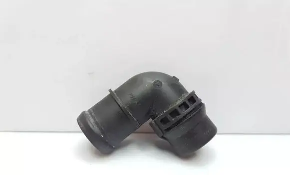 Volkswagen Golf VII Engine coolant pipe/hose 5Q0121619A