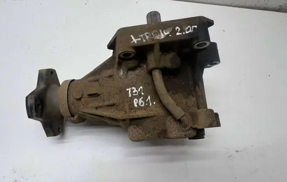 Nissan X-Trail T31 Gearbox transfer box case 067022