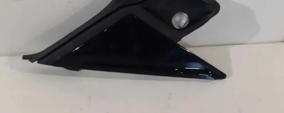 BMW iX Fender trim (molding) 8491327 L3J20 160811