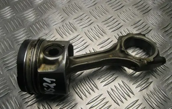 Lexus IS 220D-250-350 Piston with connecting rod R3US BV621