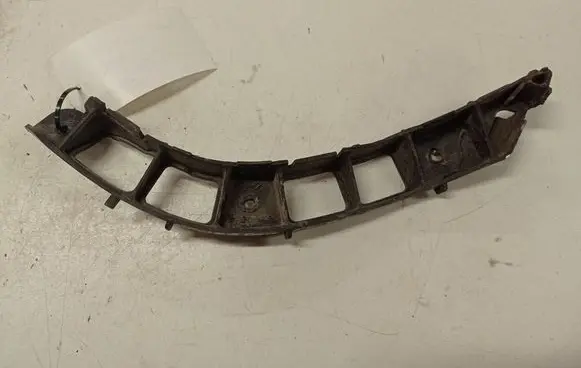 Opel Vectra C Rear bumper mounting bracket 13100347 0801024