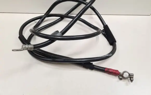 Mercedes-Benz E W211 Positive cable (battery) A2115409407