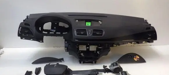 Renault Megane III Dashboard 681008137R