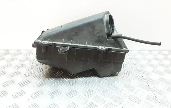 Audi A3 S3 8L Air filter box 1J0129620