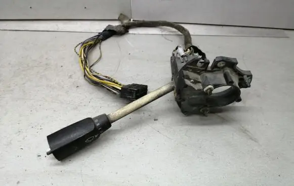 Mercedes-Benz E W124 Indicator stalk SAEQB84