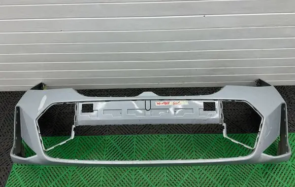 BMW 3 G20 G21 Front bumper 8085444