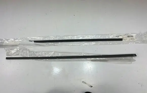 Mercedes-Benz S W223 Fender mounting bracket A2236904702