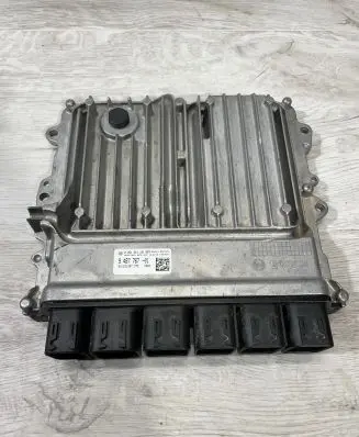 BMW 5 G30 G31 Engine control unit/module 9487767 0261S21181
