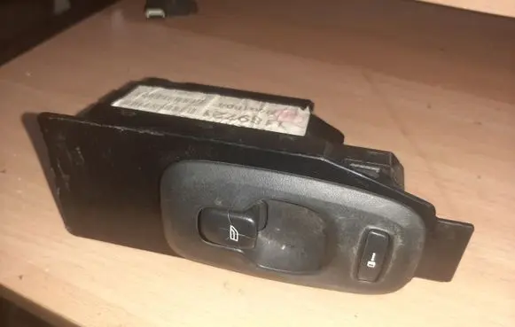 Volvo XC90 Electric window control switch 30746075