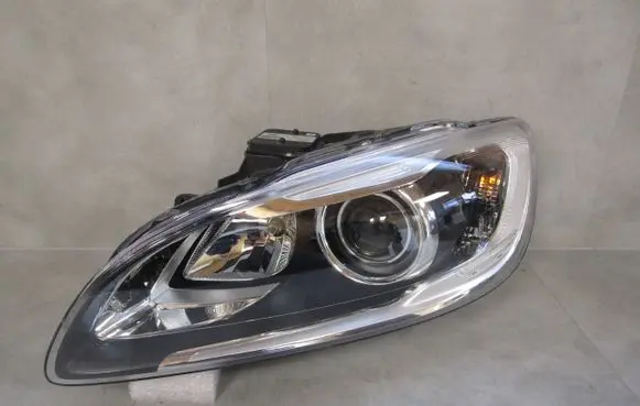 Volvo S60 Headlight/headlamp 31420261 89908941 SV60A