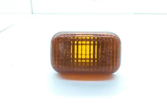 Opel Frontera B Front fender indicator light 0465041 E401400 W5W4596